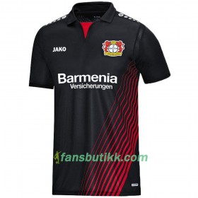 Fotballdrakt Bayer 04 Leverkusen Havertz 29 Hjemmetrøye 2017-2018 Kortermet