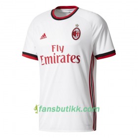 Fotballdrakt AC Milan Bortetrøye 2017-2018 Kortermet