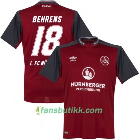 Fotballdrakt 1. FC Norimberk Behrens 18 Hjemmetrøye 2017-2018 Kortermet