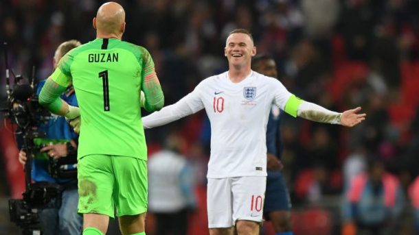 Wayne Rooney farvel show for England